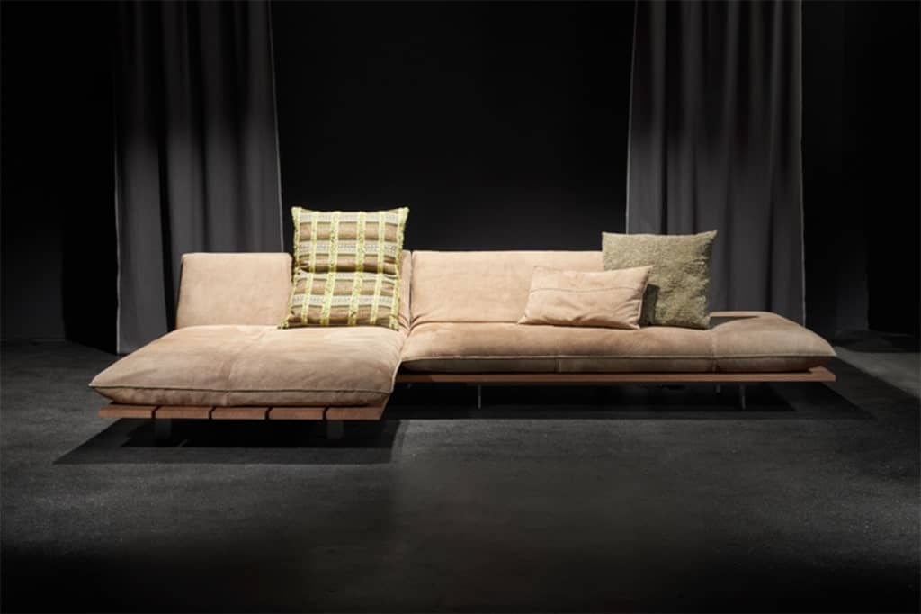 AKITO SOFA - BULLFROG